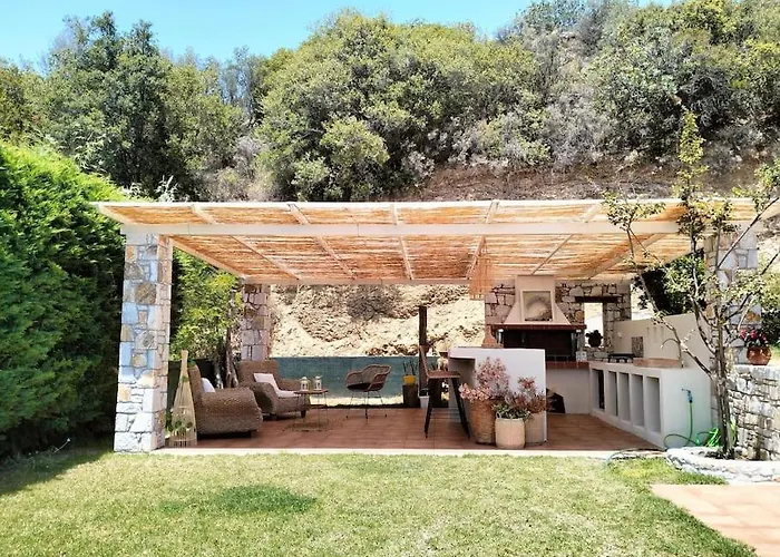 Сasa de vacaciones Thalassa Front - Infinite Sea View Loutra Elevtheron