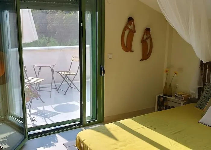 Thalassa Front - Infinite Sea View